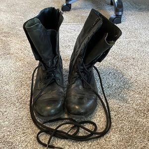 Steven Madden black combat lace-up boots